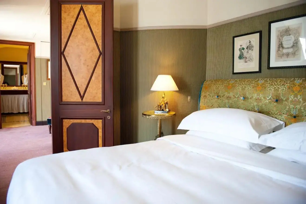 L'Hotel 55