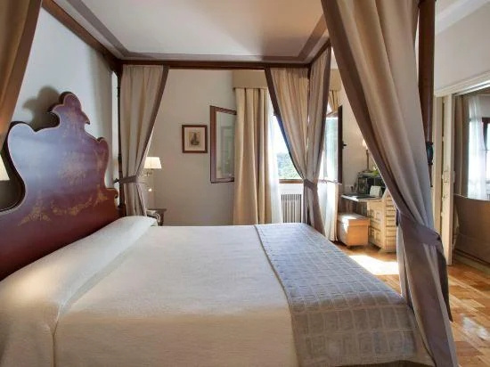 Parador De Teruel - Chambres