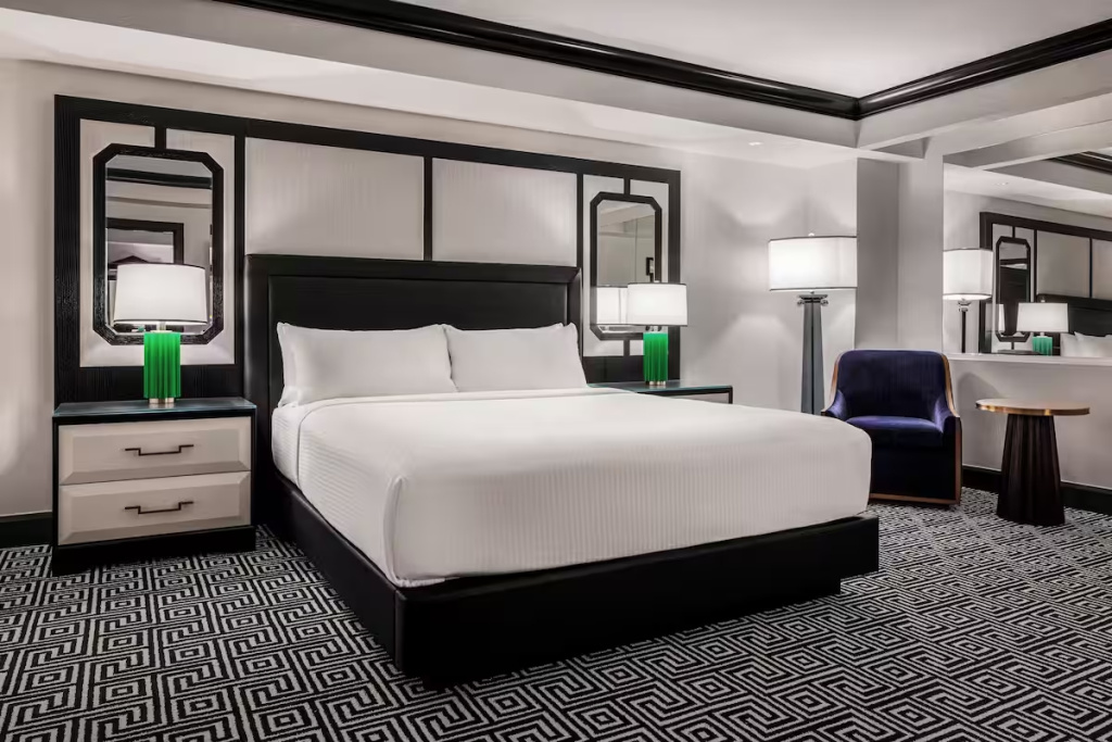 Colosseum Double Deluxe room (full double bed)