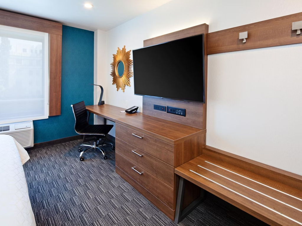 Holiday Inn Express & Suites Hollywood Walk Of Fame - Chambres