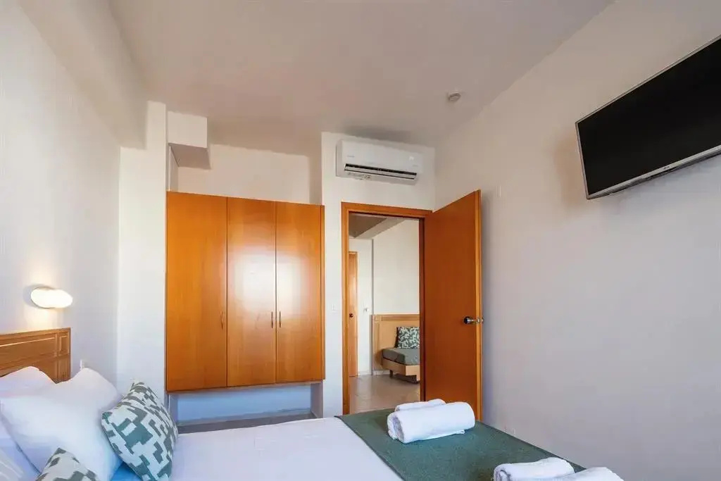 Garden Level Comfort Apartment