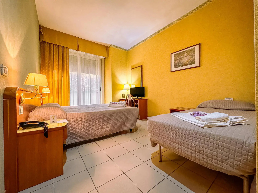 Triple room