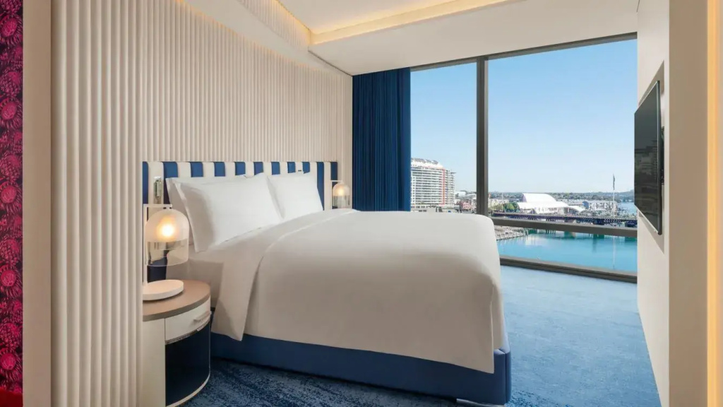 1 Bedroom Marvelous Double Suite with harbour view (full double bed)