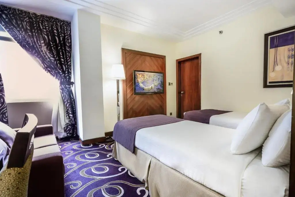 Executive Haram View Double Suite (twin beds)