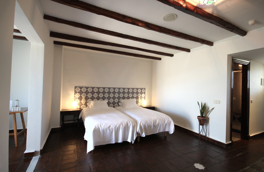 Superior Comfy Double room (twin beds)