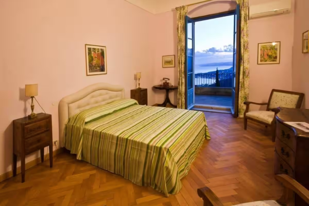 Greta Garbo Suite
