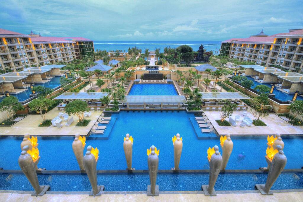 Mulia Villas