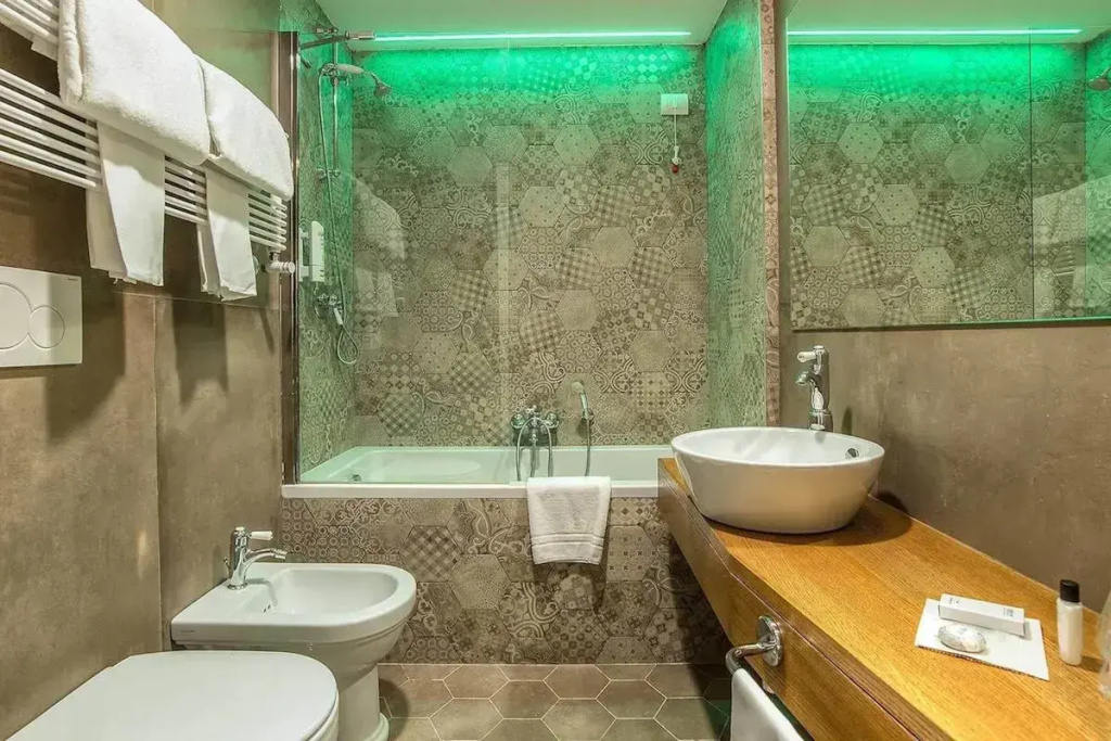 Hotel photo 23