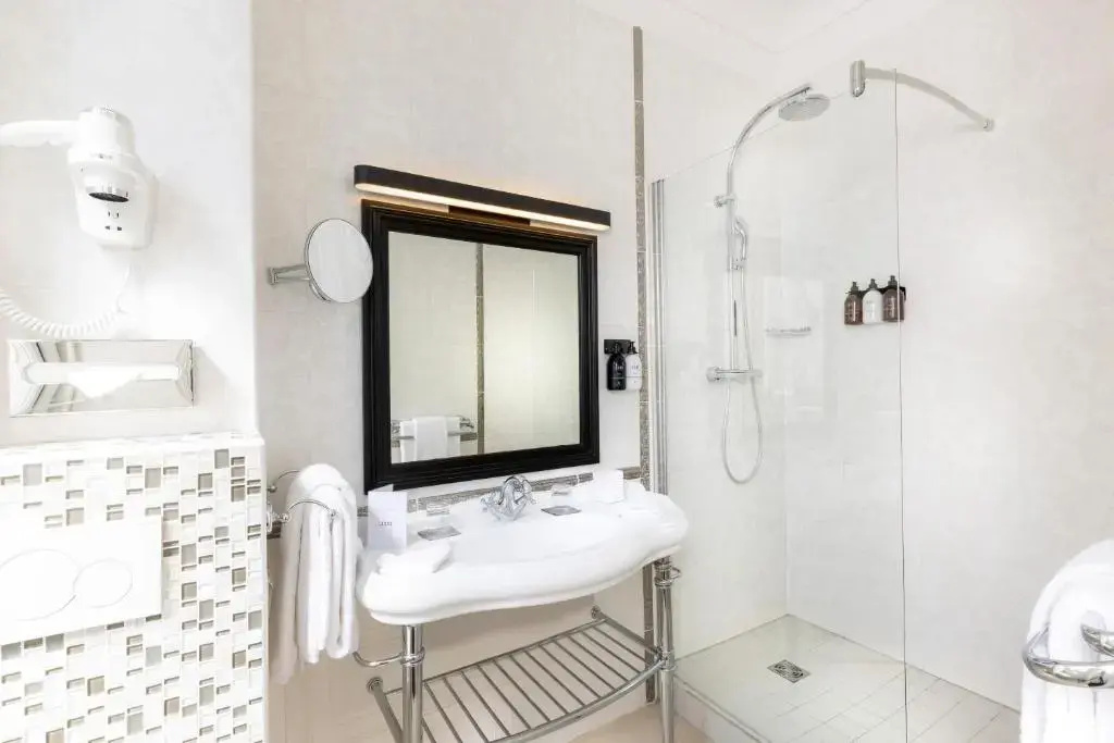 Hotel photo 30