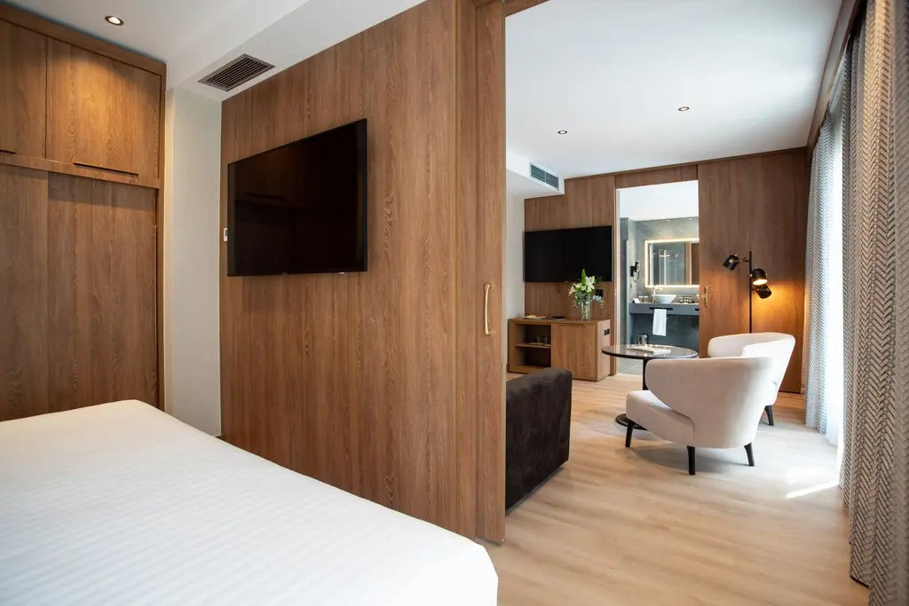Double Junior Suite (twin beds)