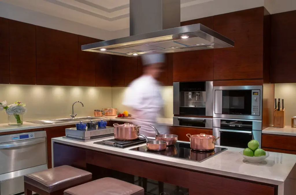 The Ritz-Carlton, Dubai