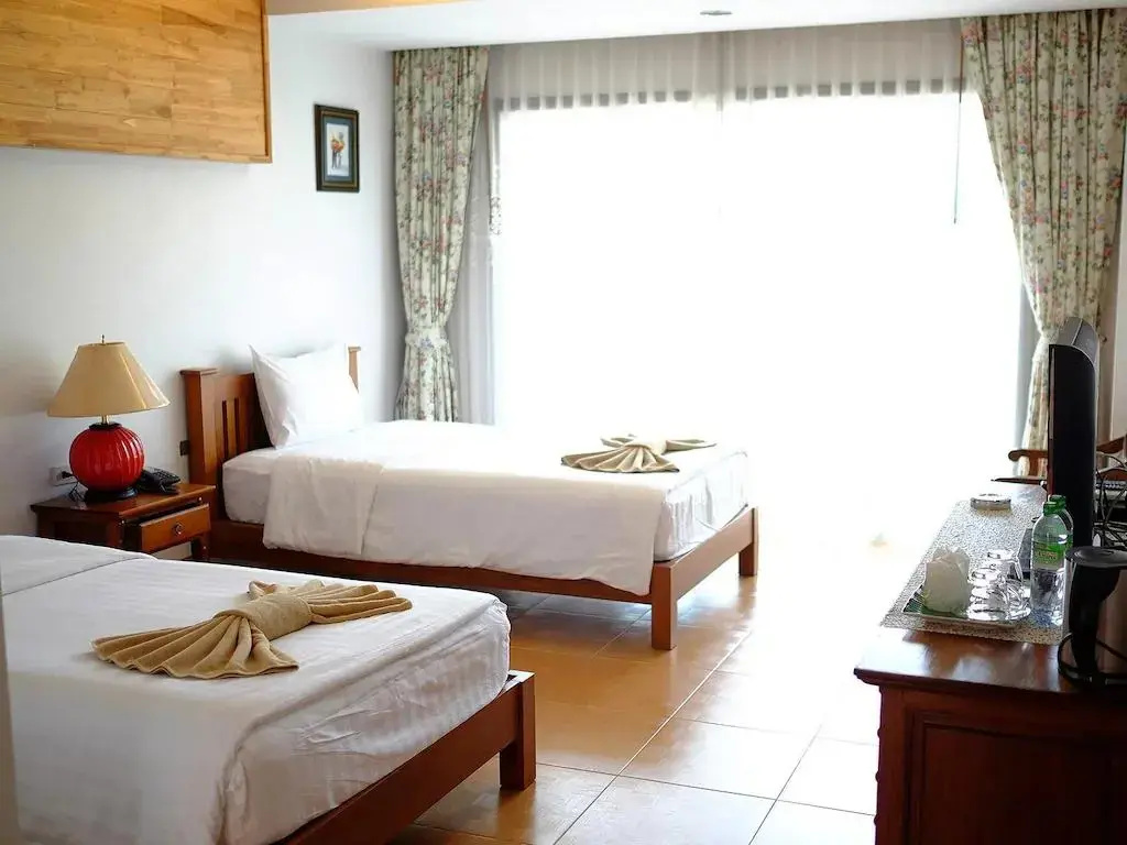 Deluxe Double room (twin beds)