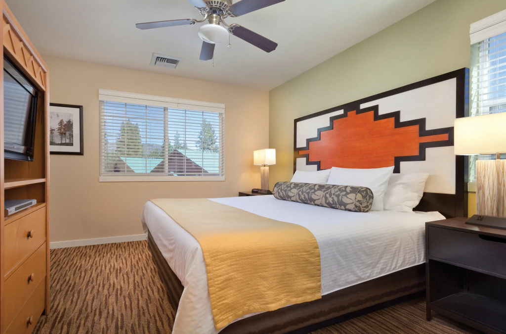 1 Bedroom Visual Assist Accessible Double Suite (full double bed)