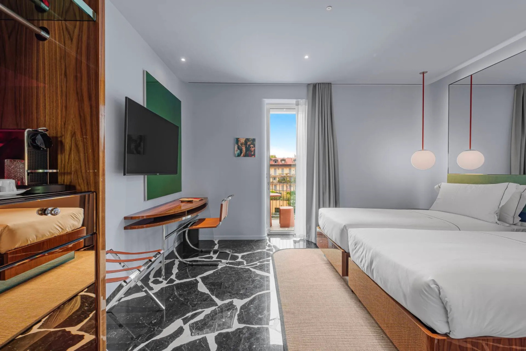 Deluxe Double room (twin beds)