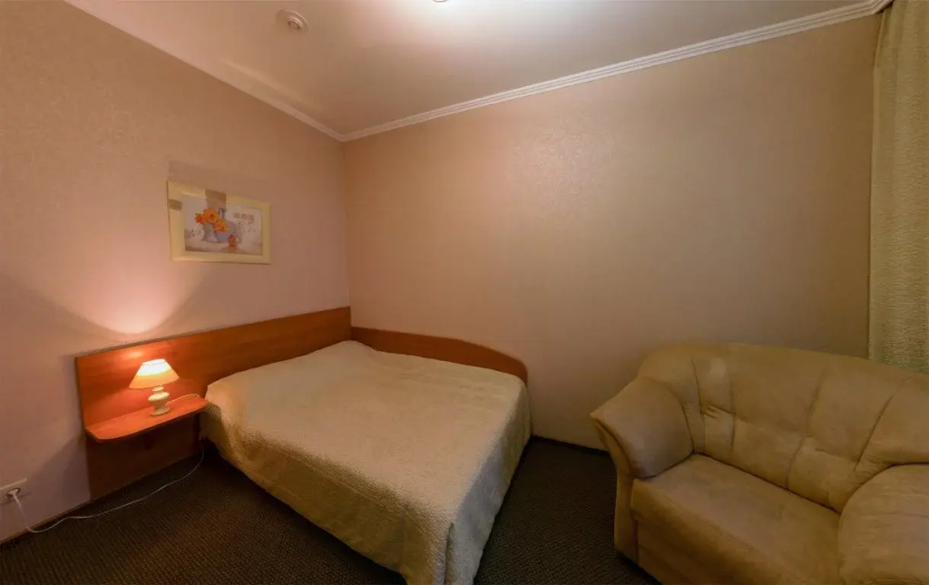 DezhaVyu Mini-Hotel Room Type - 2 Bedrooms Double Junior Suite full double bed