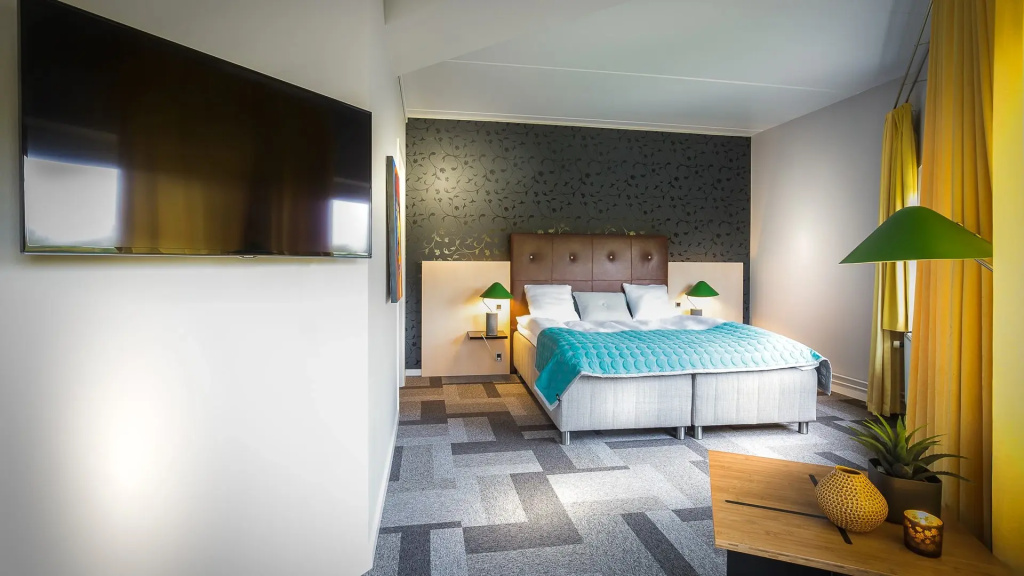 Executive room