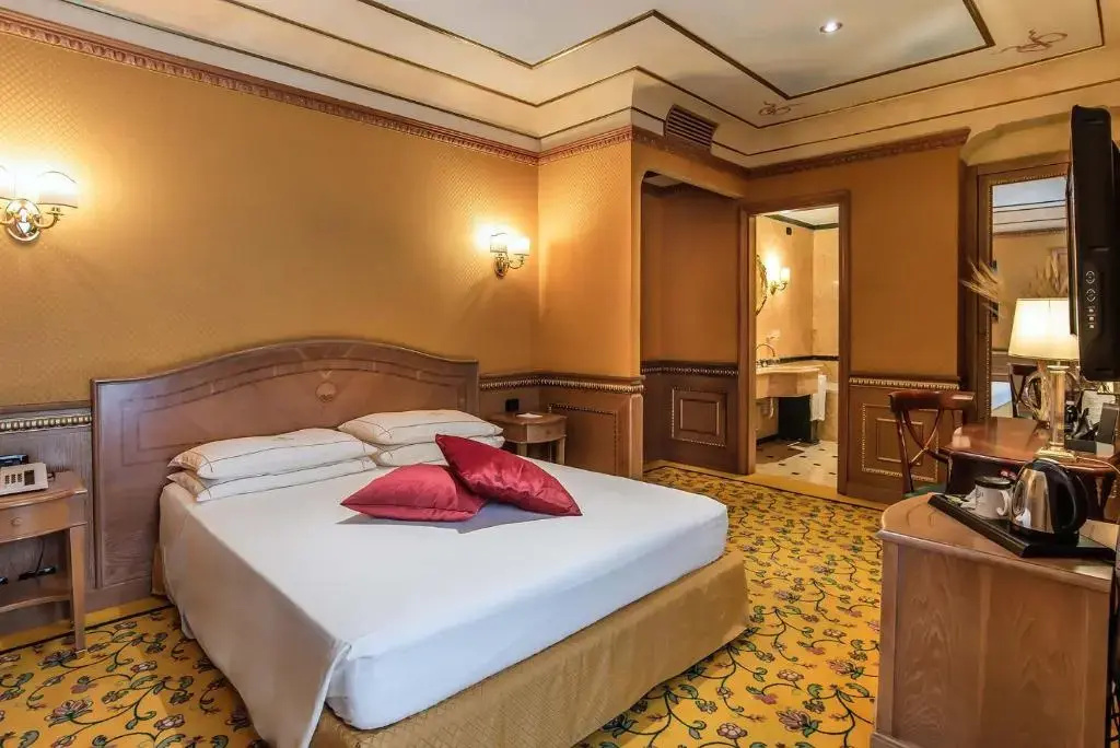 Deluxe Double room (twin beds)