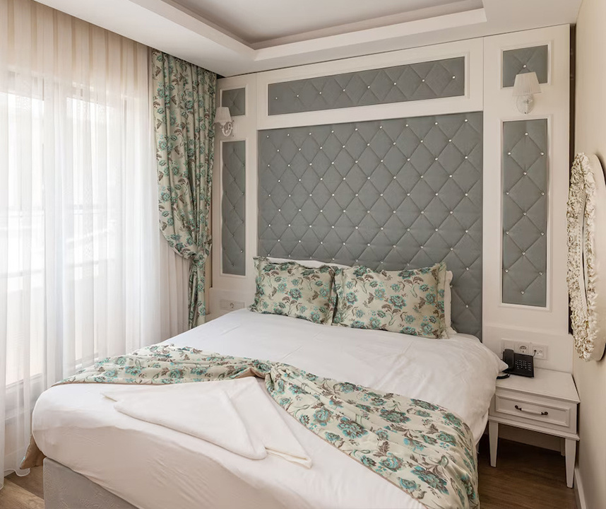 Standard Double room (full double bed)