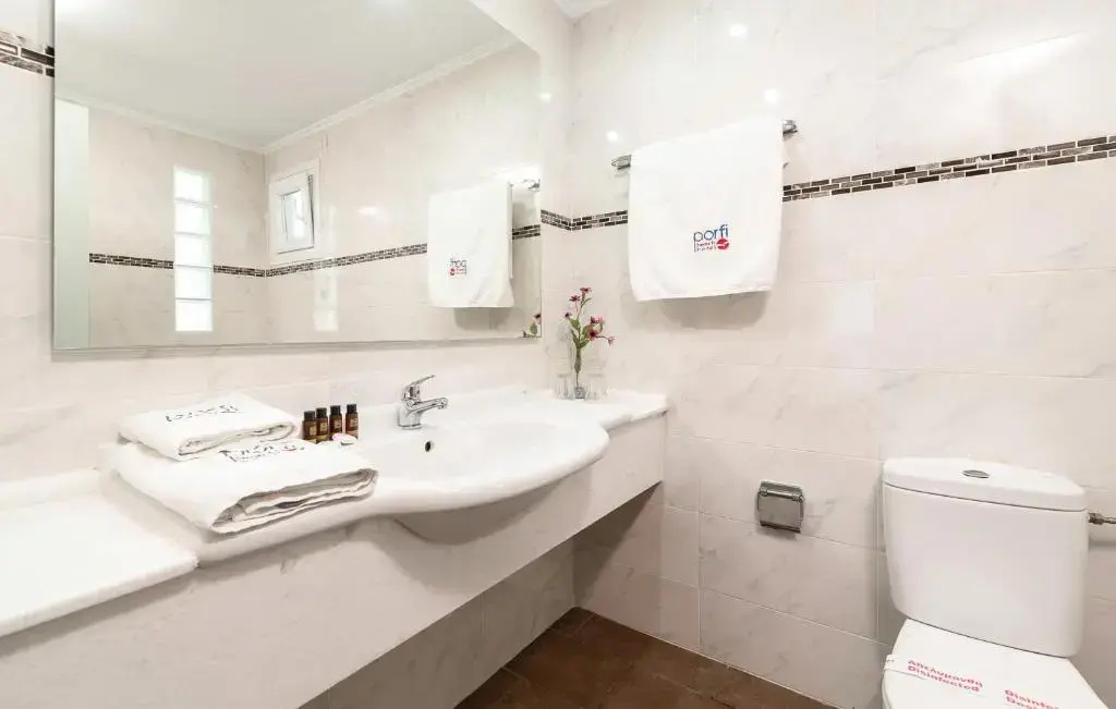 Porfi Beach Hotel - Chambres