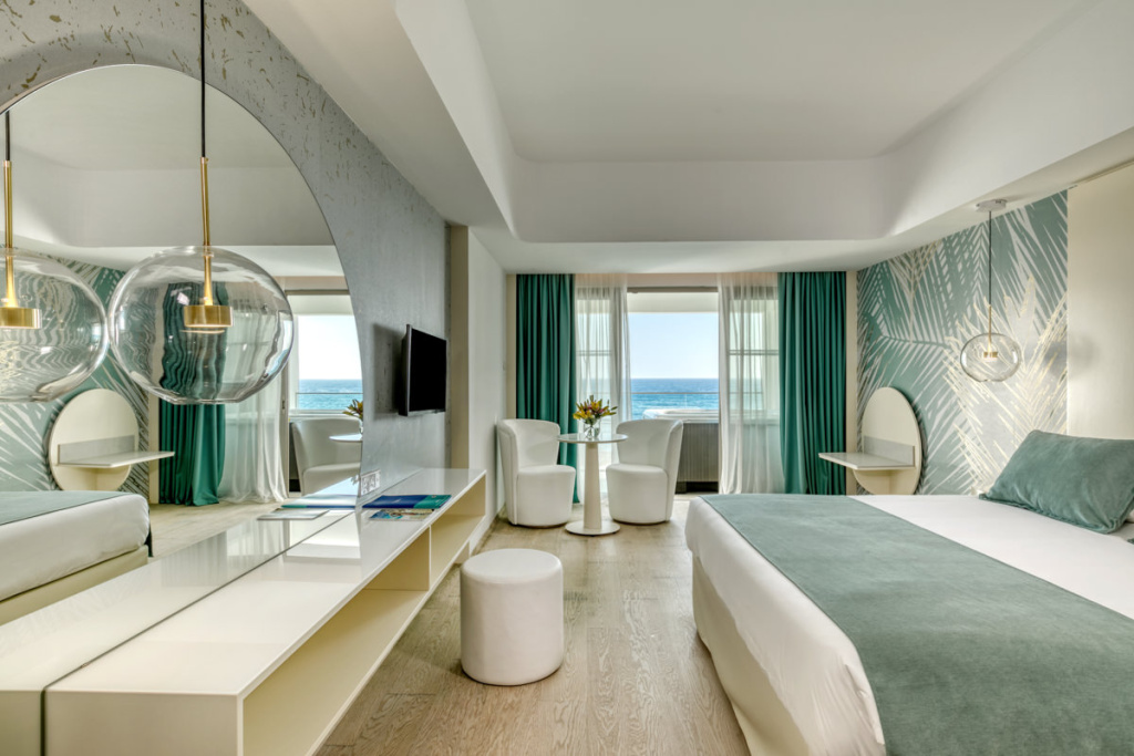 Ivi Mare - Designed for adults by Louis Hotels — фото