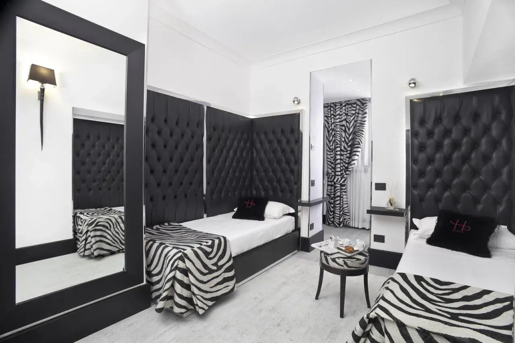 Standard Double room (twin beds)
