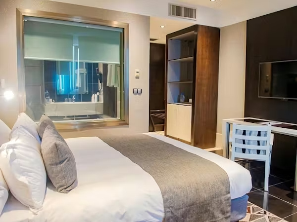 Deluxe Plus Double room (full double bed)