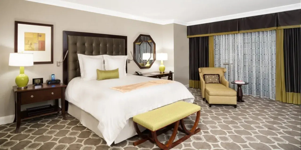 Octavius Premium Double Suite (full double bed)