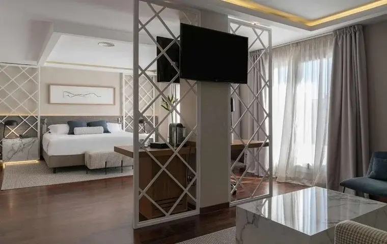 Double Junior Suite (full double bed)