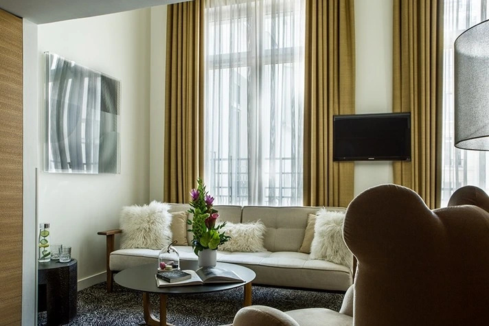 Hotel Marignan Champs - Elysées 44