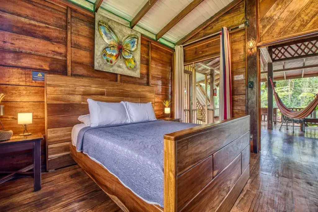 Caribbean Breeze Double Cabina (full double bed)