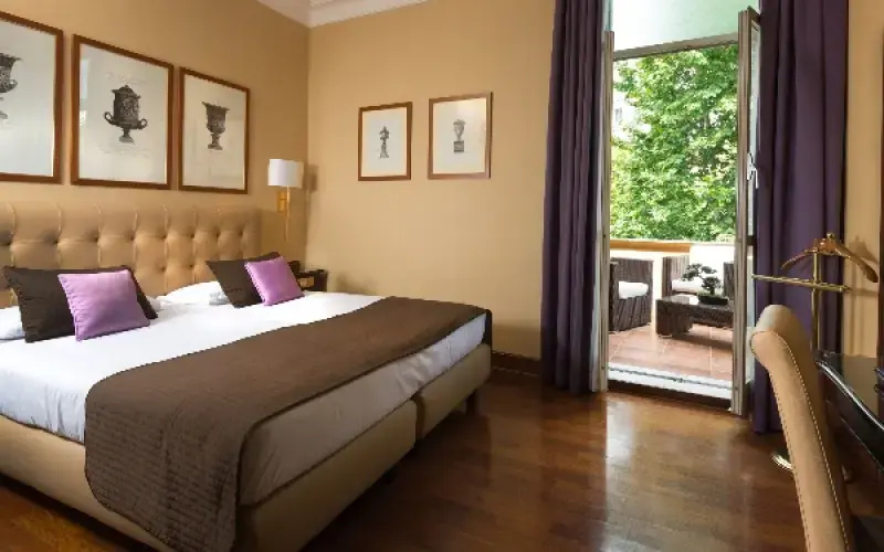 Omnia Deluxe Double room with panoramic view (full double bed)