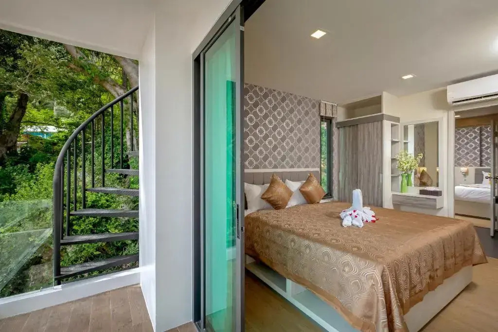 Четырёхместный люкс Пентхаус с 2 комнатами с видом на море в Отель Splendid Sea View Resort