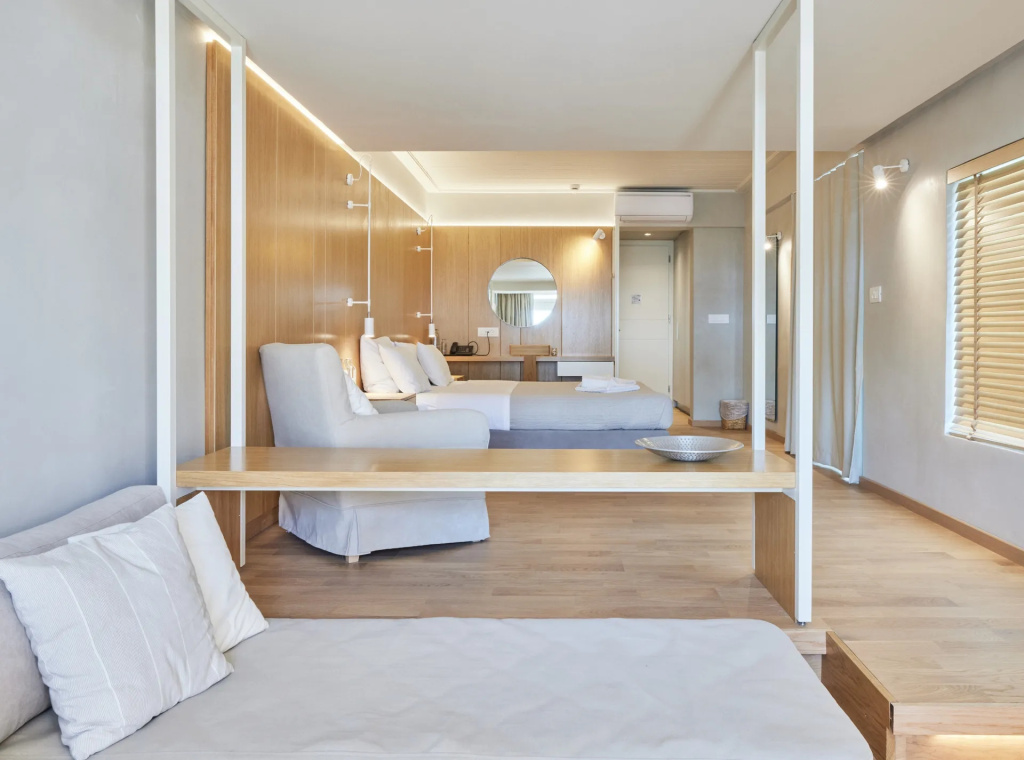 Family room with sea view