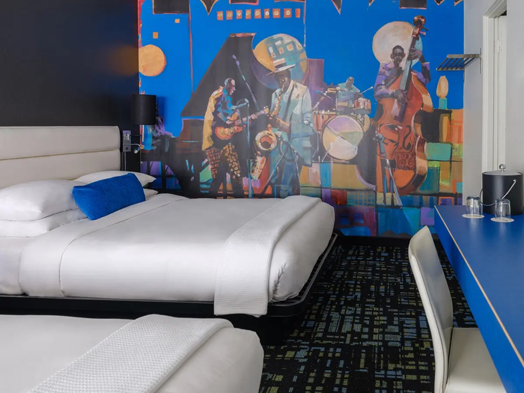 Entourage Quadruple room