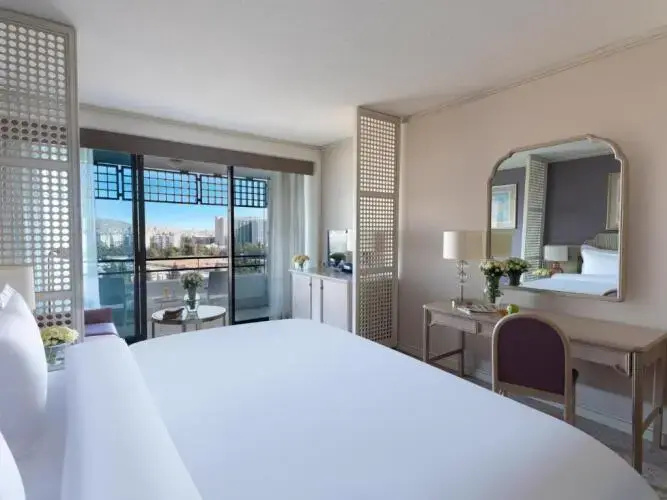Standard Double room with partial sea view (full double bed)