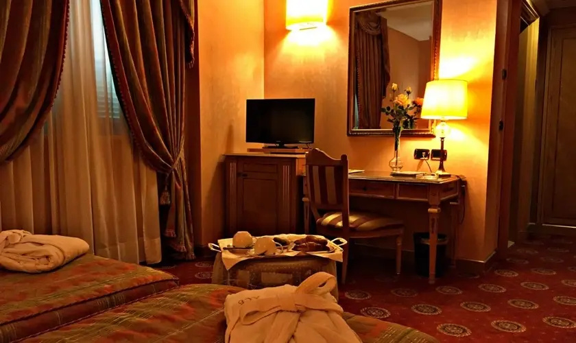 Andreola Central Hotel - Chambres
