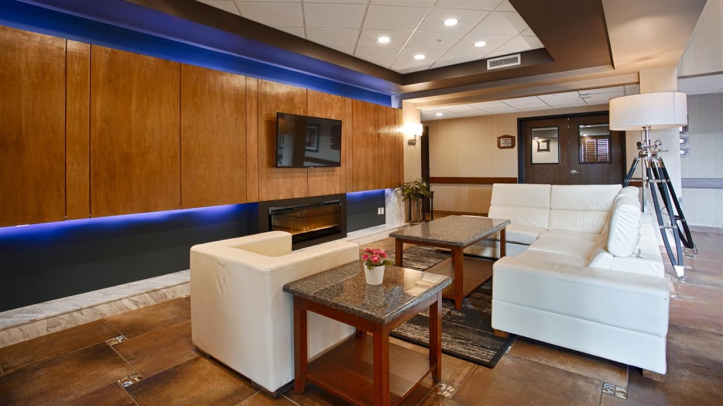 Days Inn by Wyndham Redwater — 3