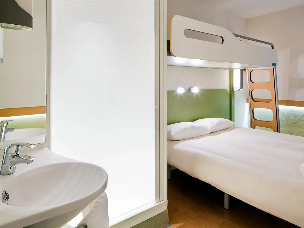 Ibis Budget London Whitechapel — фото