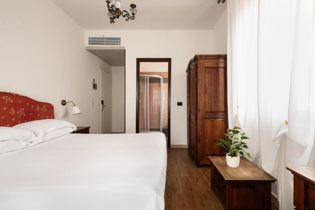 Hotel Verdi Pisa - Chambres
