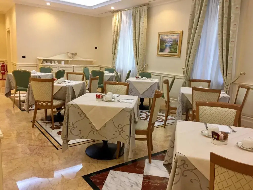 Andreola Central Hotel - Général