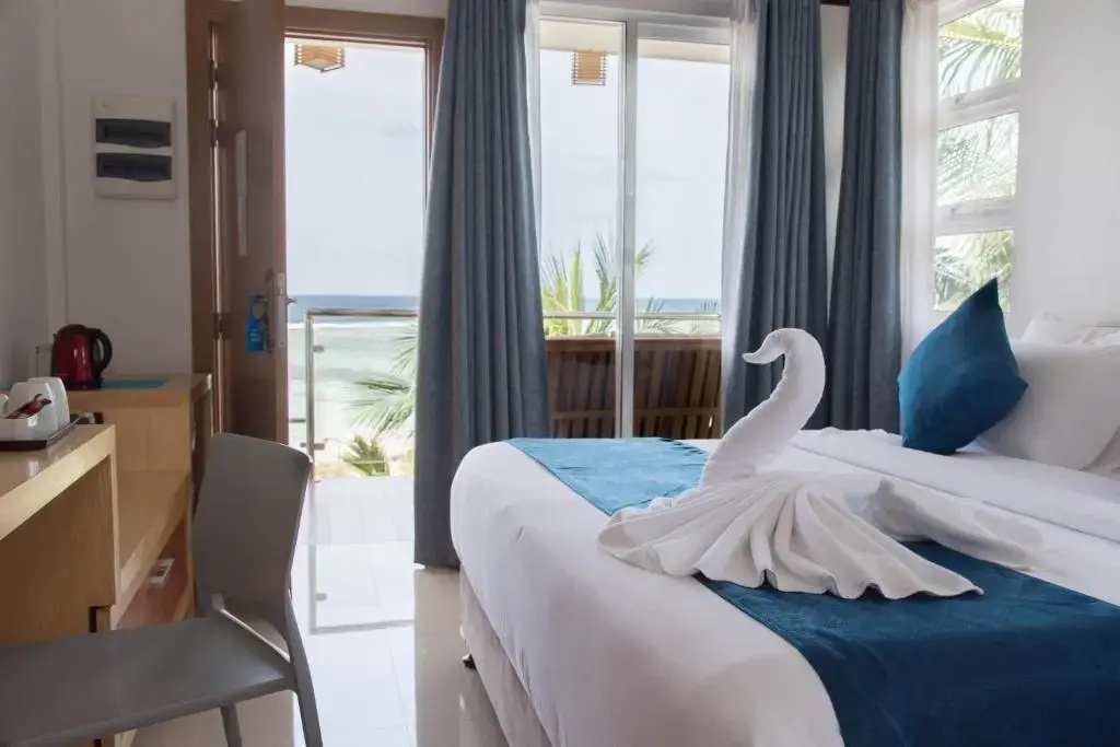 Deluxe Double room oceanfront (full double bed)
