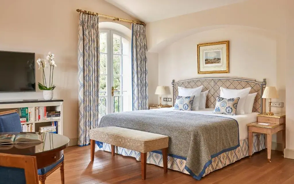 Prestige Double Junior Suite (full double bed)