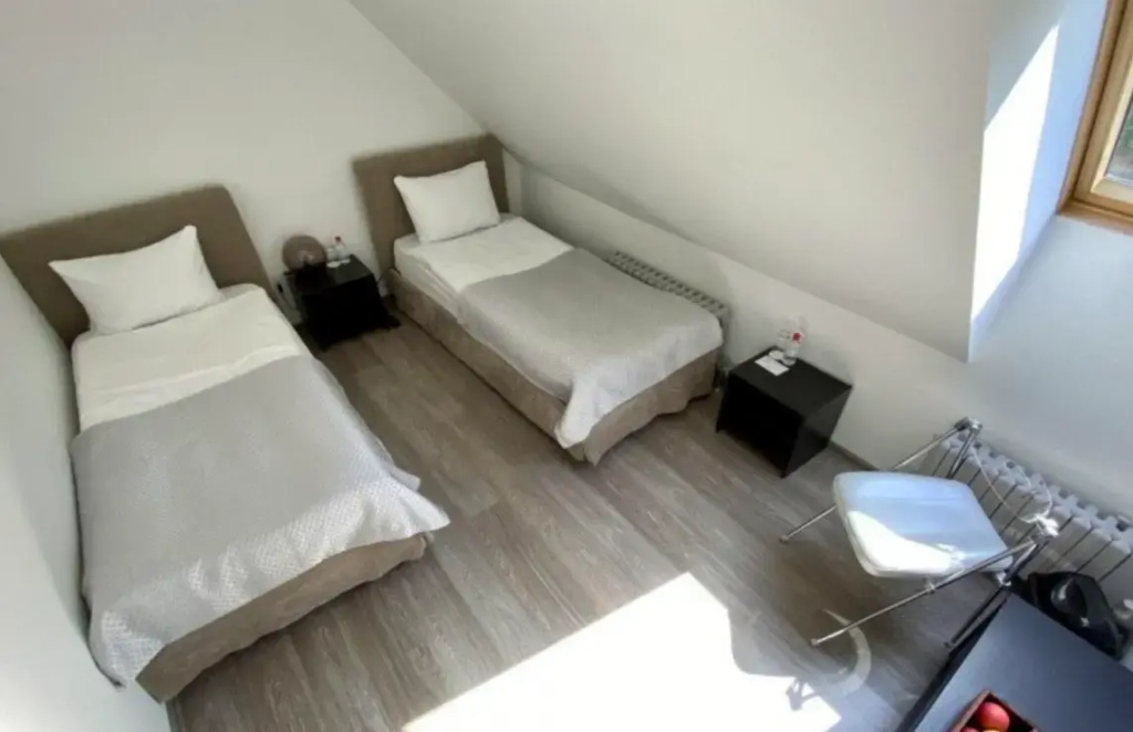 Standard Double room (twin beds)