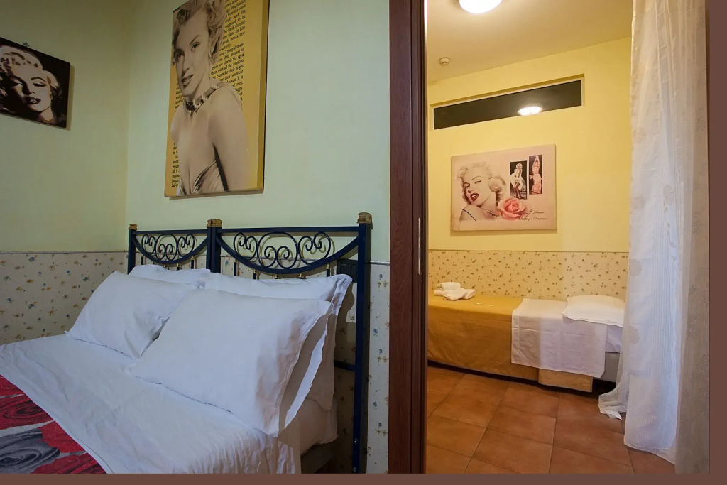 Hotel Cine Holiday - Chambres