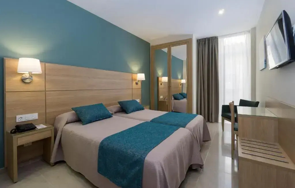 Double room (twin beds)