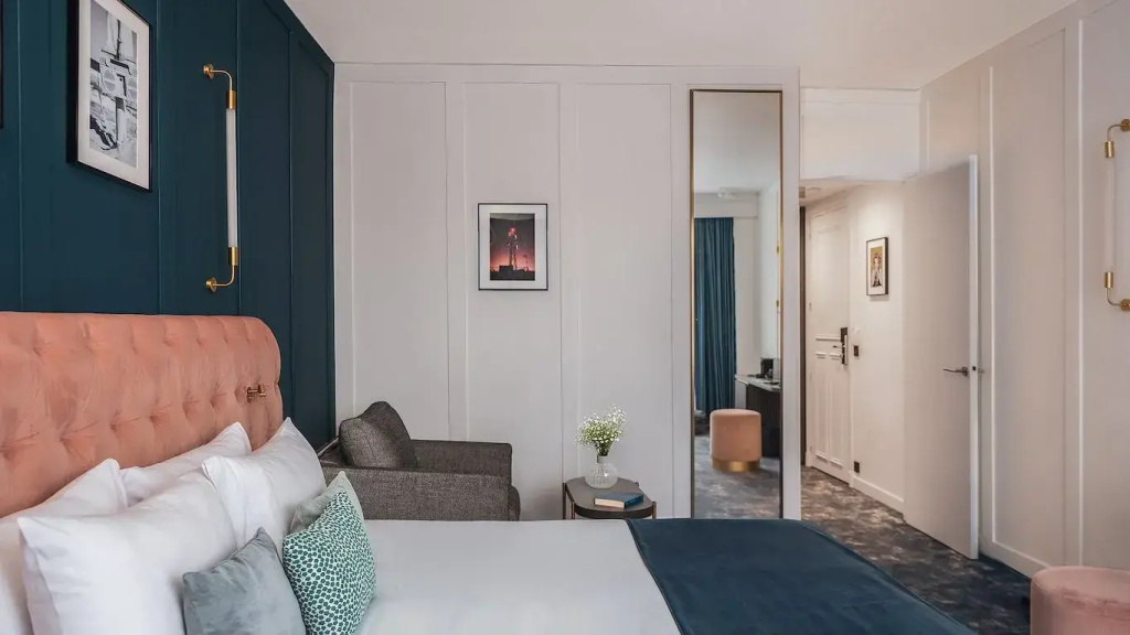 Pley Hotel 66