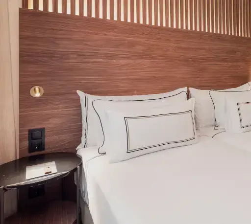 The Level Double Suite (full double bed)