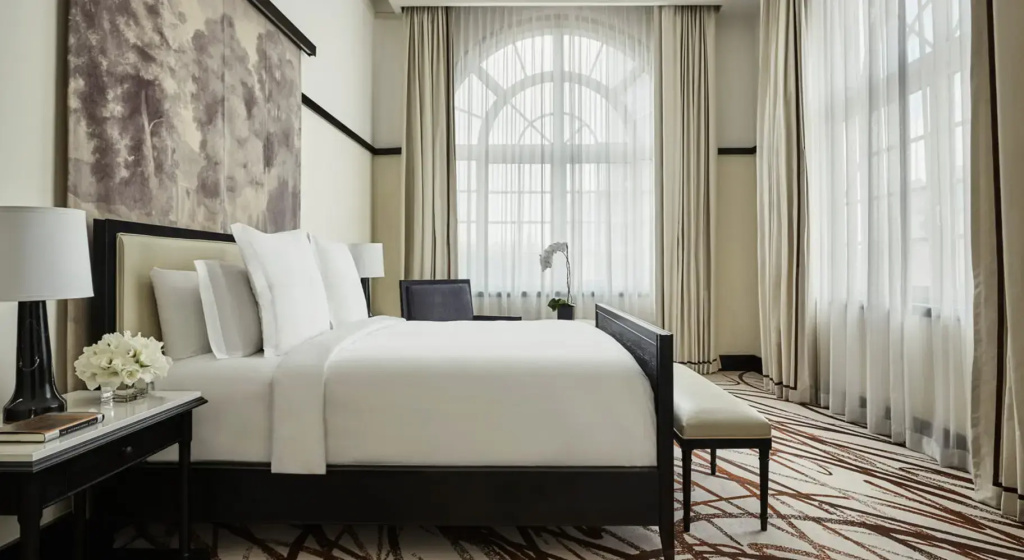 Governor Double Suite (full double bed)