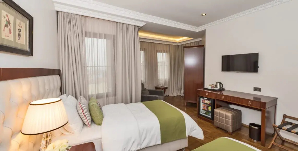 Superior Main Building Double room (twin beds)