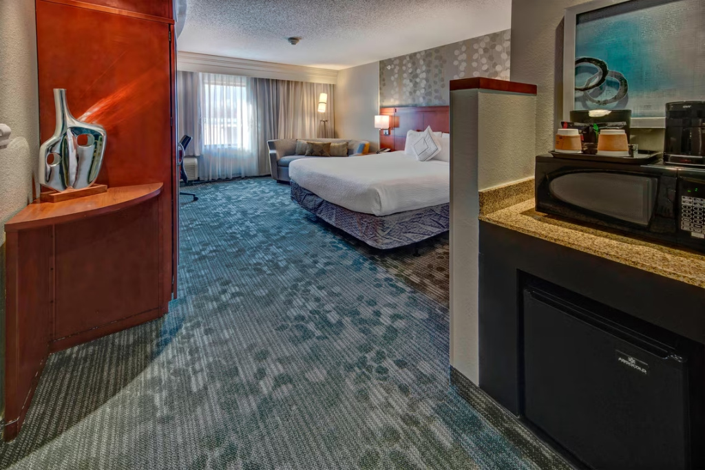Courtyard by Marriott Alexandria - Chambres